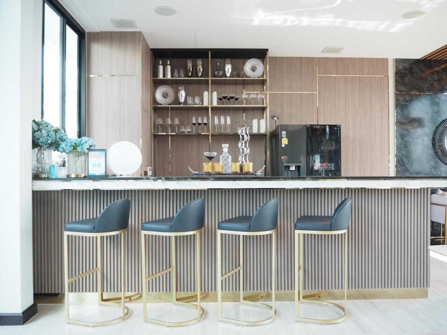 Astra Sky River Changkhlan Appartement *