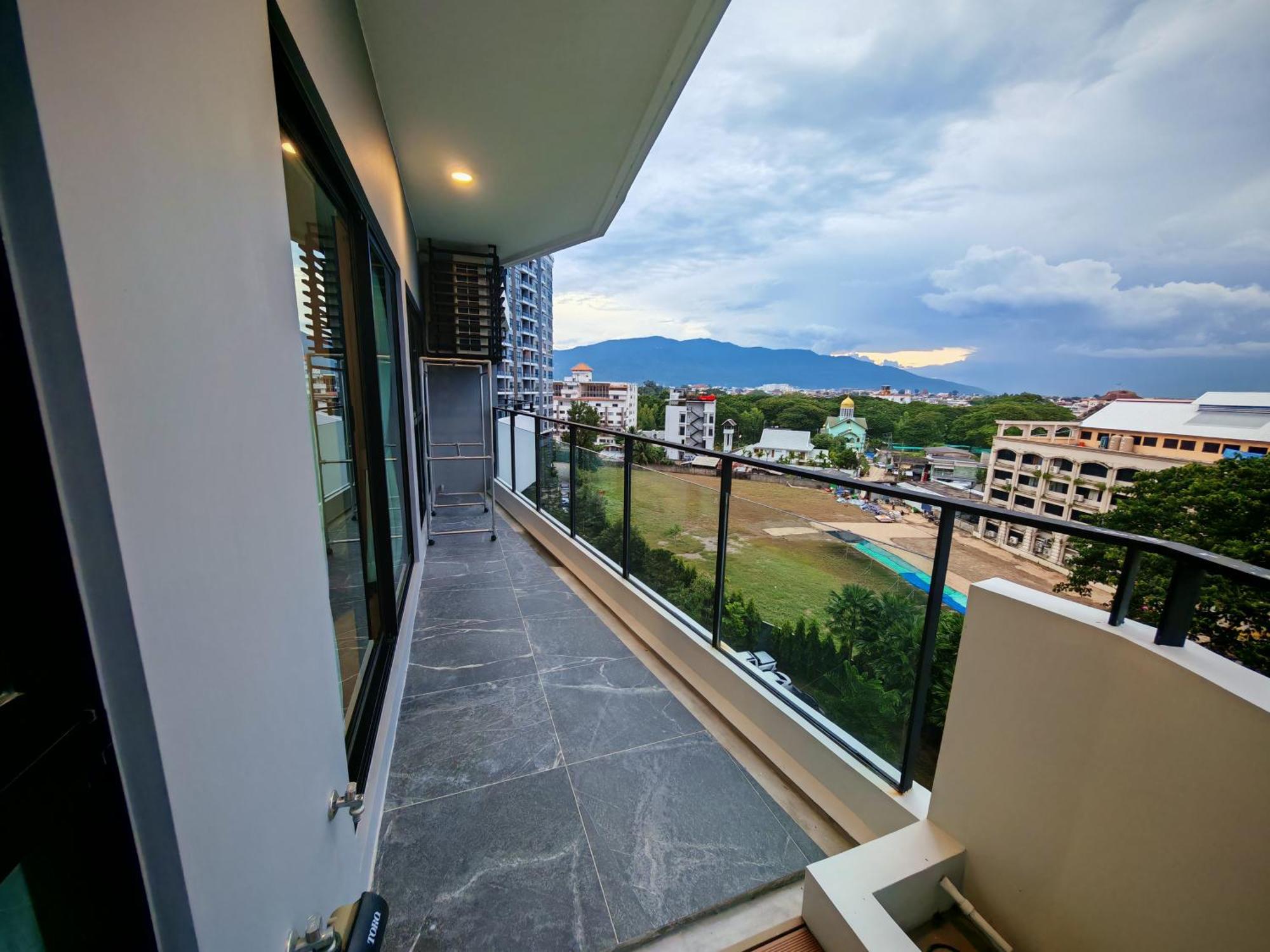 Astra Sky River Changkhlan Appartement